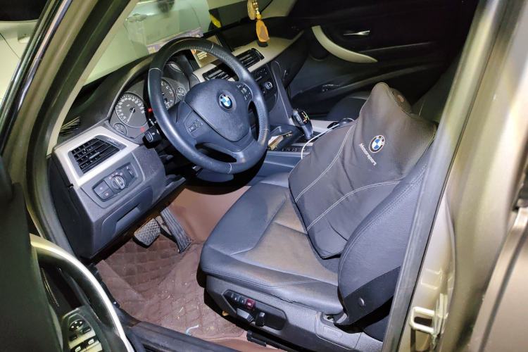 Used BMW 3 Series 2015 320Li Luxury Edition Fashion Model
