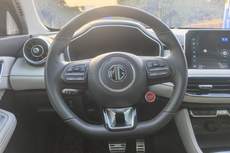 Used MG Pilot 2021 400TGI Automatic Two-Wheel Drive Trophy Flagship Edition
