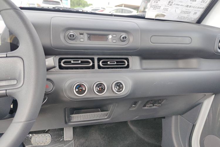 Used Wuling Zhiguang New Energy 2025 Comfort Model