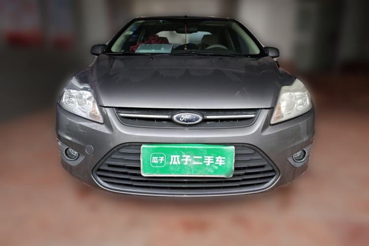 Used Ford Focus 2013 Sedan Classic 1.8L Manual Base Model