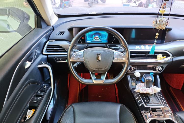 Used Bestune T77 2019 230 TID Automatic Luxury Version China VI Emission Standard
