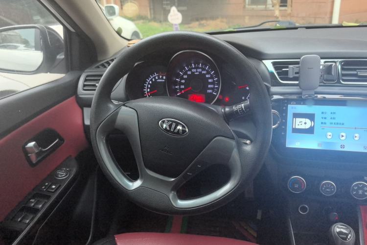 Used Kia K2 2015 Hatchback 1.4L AT GLS Cool Edition