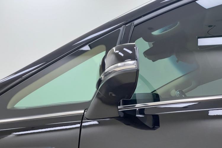 Used Toyota Vellfire 2021 Crown Dual-Engine 2.5L HV Prestige Edition
