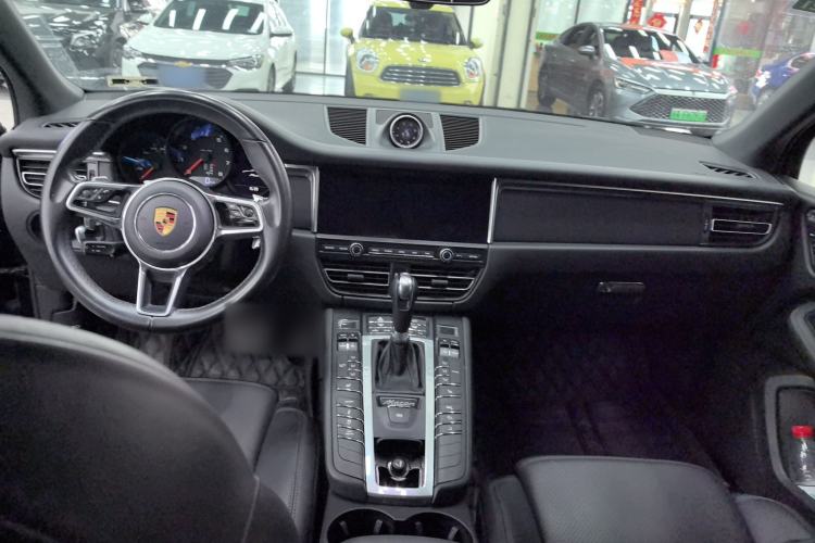 Used Porsche Macan 2018 Macan 2.0T