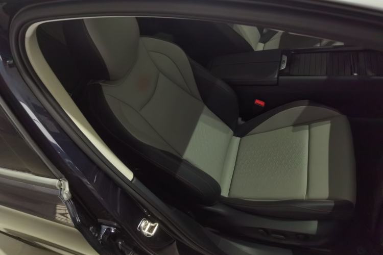 Used Volkswagen ID.7 VIZZION 2024 AIR model
