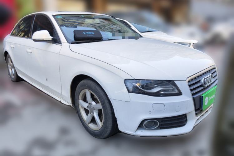 Used Audi A4L 2011 2.0 TFSI Comfort Model
