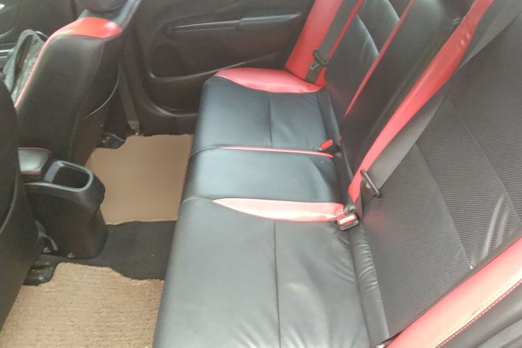 Used Honda Crider 2013 1.8L automatic luxury edition Left Rear Seat