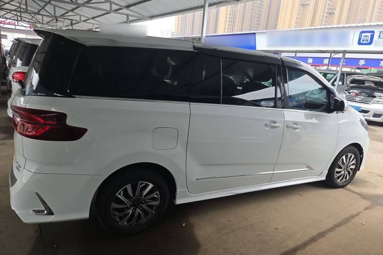 Used SAIC MAXUS G20 2023 PLUS 2.0T Diesel Automatic Luxury Edition
