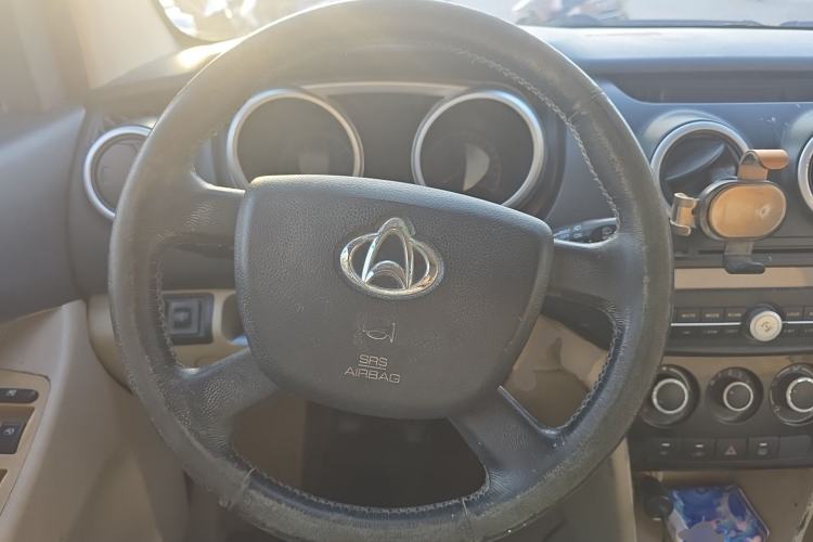 Used CHANGAN KAICHENG Ounuo S 2013 1.5L Elite Model
