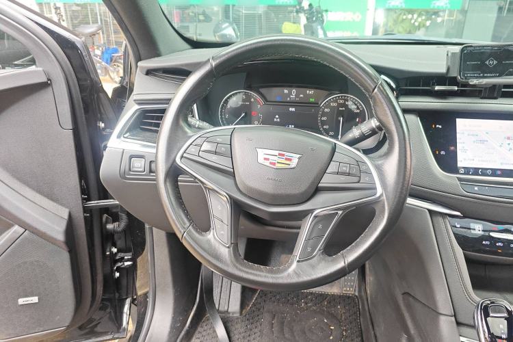 Used Cadillac XT5 2023 2.0T Two-Wheel-Drive Fashion Edition