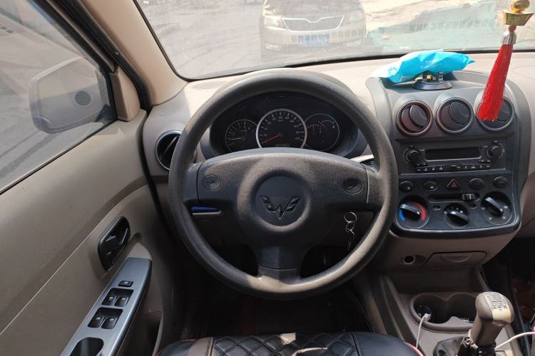 Used Wuling Hongguang 2010 1.2L Standard Version China IV Steering Wheel