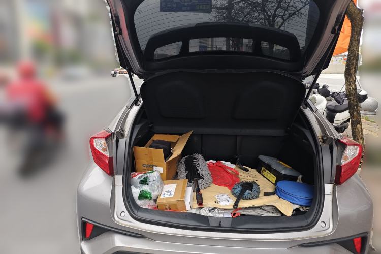 Used Toyota IZOA 2018 2.0L Yichi Version China VI Standard