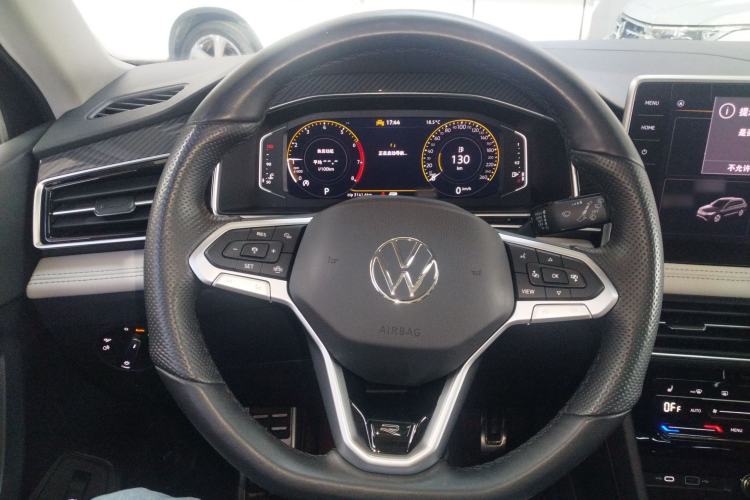 Used Volkswagen Tiguan L 2024 330TSI Automatic Two-Wheel Drive R-Line Enhanced Edition Steering Wheel