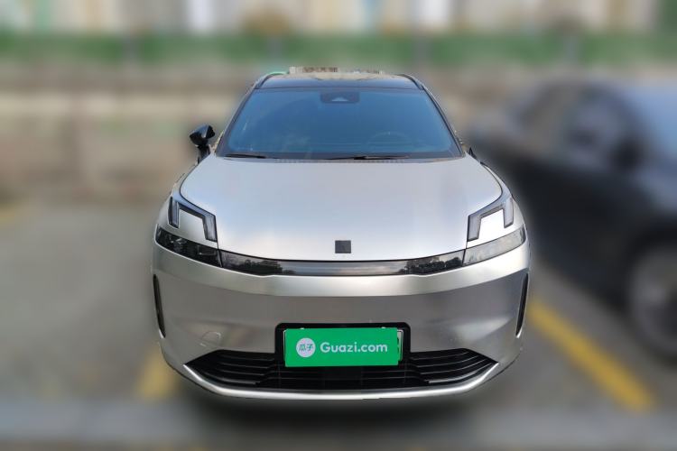 Used Lynk & Co 08 EM-P 2023 120km Long-Range Halo