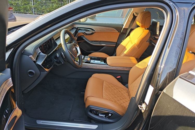 Used Audi A8 2024 A8L 55 TFSI quattro Flagship Model