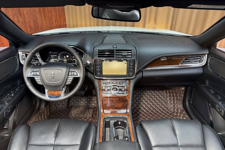 Used Lincoln Continental 2018 2.0T Two-Wheel Drive Deluxe Edition
