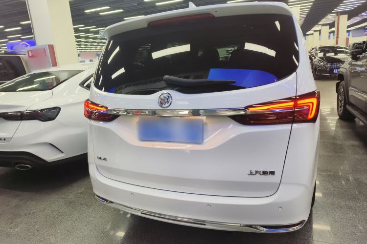 Used Buick GL8 2023 Facelifted Land Cruiser Executive Luxury Version Rear