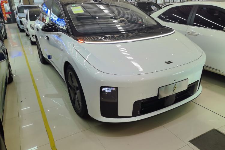 Used Li Auto Li Auto i8 2025 Model Standard Version
