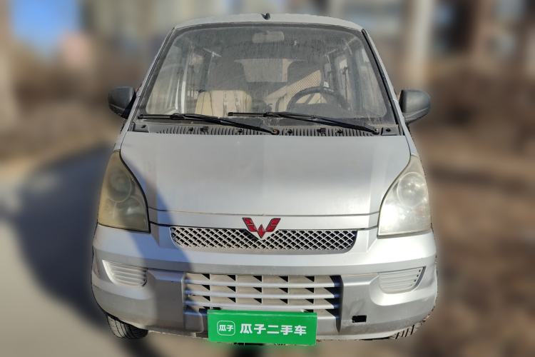 Used Wuling Rongguang 2011 1.2L Base Version
