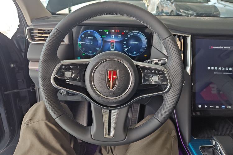 Used Hongqi HS7 PHEV 2024 2.0T PHEV Four-Wheel Drive Flagship Edition 7 Seats
