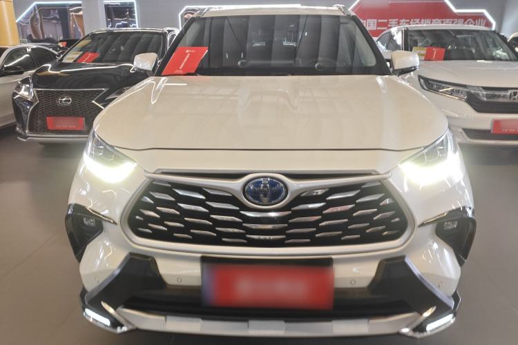 Used Toyota Highlander 2022 Dual-Engine 2.5L Four-Wheel Drive Prestige Version 7 Seats Front