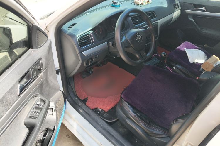 Used Volkswagen Lavida 2017 1.6L Manual Fashion Edition
