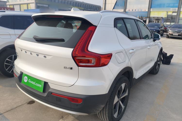 Used Volvo XC40 2024 B4 4x4 Smart Luxury Edition