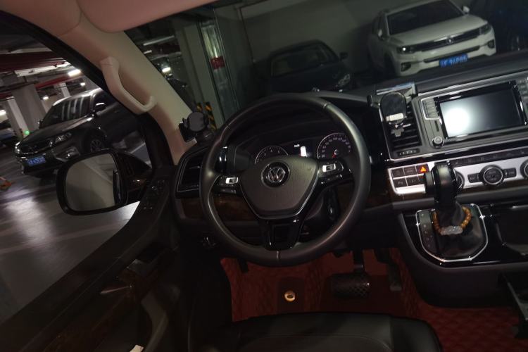 Used Volkswagen Multivan 2018 2.0 TSI 4x4 Prestige Edition 7-Seater