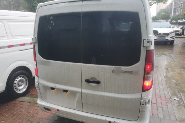 Used Chana Ruixing EM80 2025 Passenger Version Comfort Edition 6-Seater 300 km Dual-Swing Doors