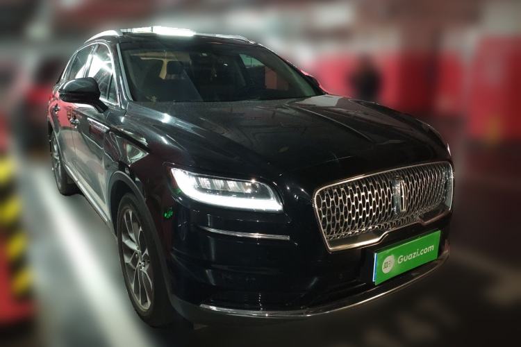 Used Lincoln Nautilus 2021 2.0T Four-Wheel Drive Luxury Edition Front Right 45 Deg