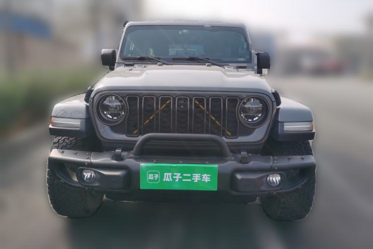 Used Jeep Wrangler 2018 2.0T Sahara Four-Door Edition
