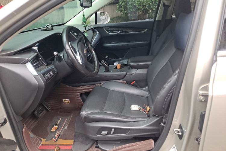 Used Cadillac XT5 2016 25T Luxury Model
