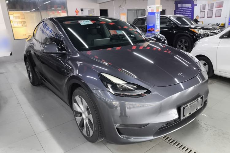 Used Tesla Model Y 2021 Long-Range All-Wheel-Drive Version 3D7