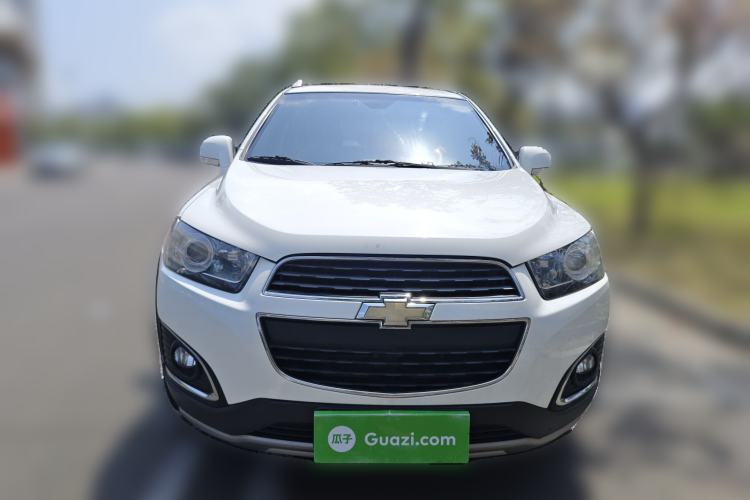 Used Chevrolet Captiva 2015 2.4L 4x4 Flagship Edition 7-Seater