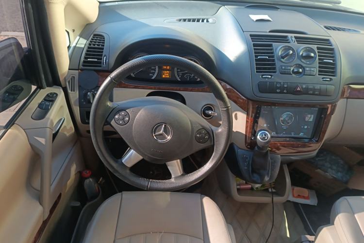 Used Mercedes-Benz Viano 2013 3.0L Comfort Edition Steering Wheel