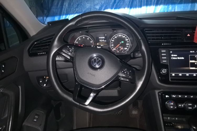 Used Volkswagen Tiguan L 2018 330TSI Automatic Two-Wheel Drive Luxury Edition Steering Wheel