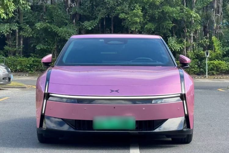 Used XPeng P7 2025 Model—750 All-Wheel-Drive High-Performance Ultra