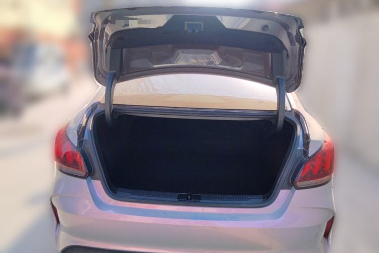 Used MG 5 2023 180 DVVT CVT Luxury Edition
