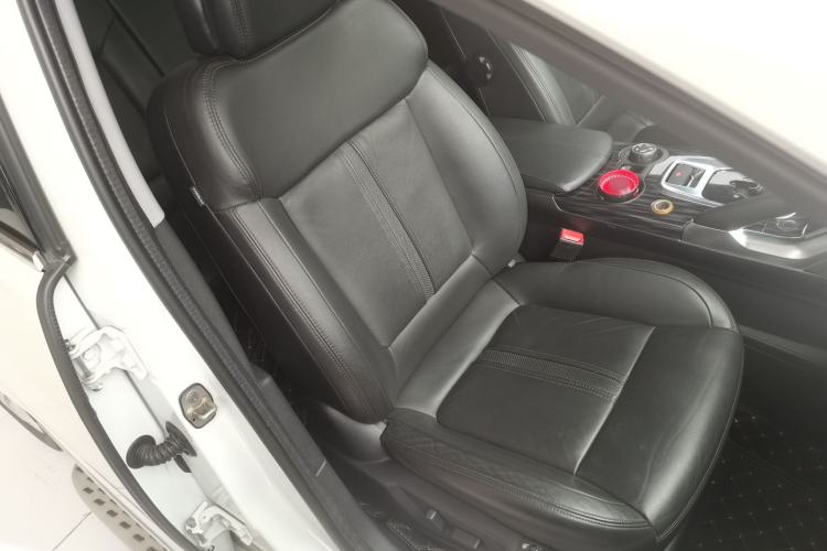 Used Peugeot 3008 2015 1.6THP Automatic Prestige Edition Right Front Seat