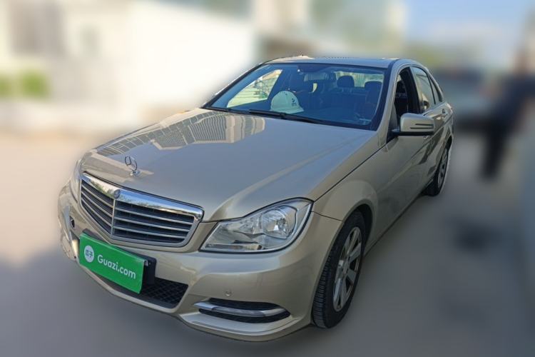 Used Mercedes-Benz C-Class 2011 C 180K Classic model