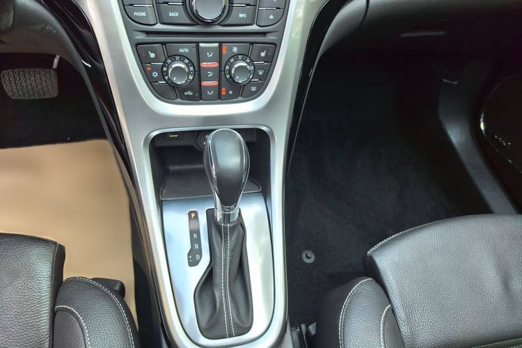 Used Opel Astra 2014 1.4T GTC Sport Model