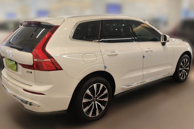 Used Volvo XC60 2023 B5 4x4 Smart Luxury Edition
