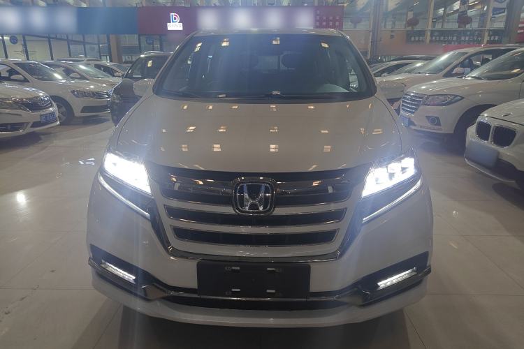 Used Honda Elysion 2019 2.0L Hybrid Luxury Edition
