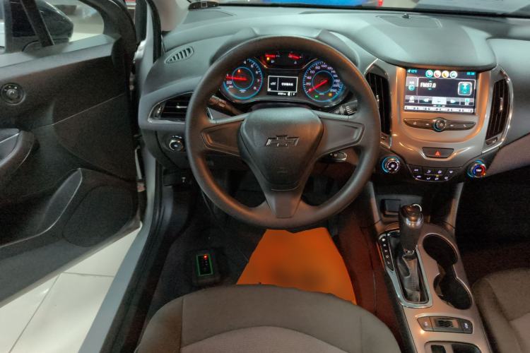 Used Chevrolet Cruze 2018 Redline 320 Automatic Pioneer Edition