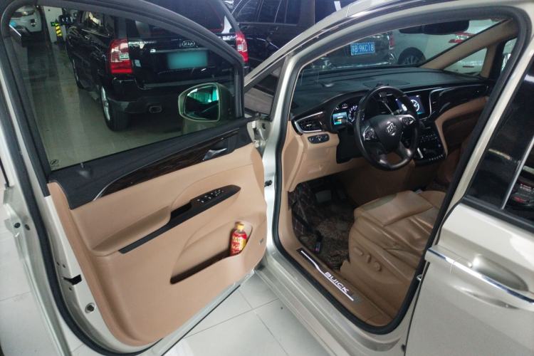 Used Buick GL8 2017 ES 28T Flagship Model China V Standard
