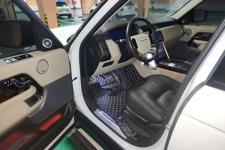 Used Land Rover Range 2021 3.0 L6 Century Extended Classic Edition Driver Seat