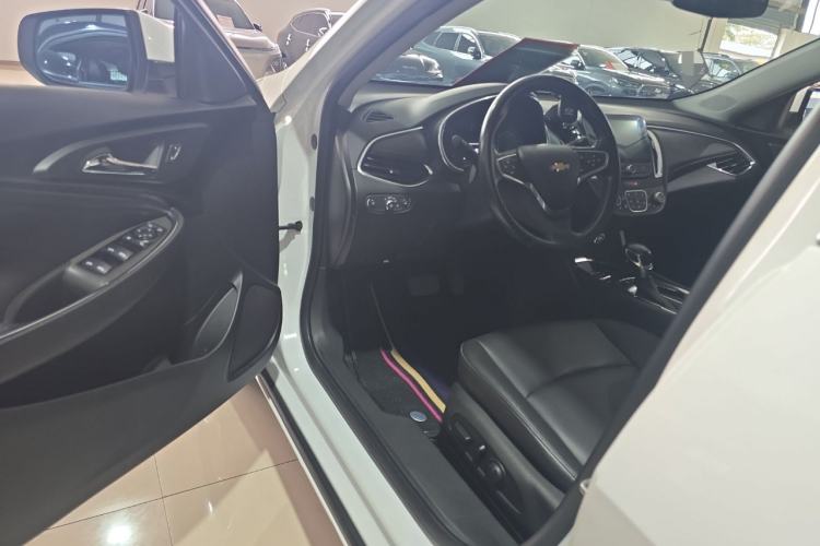 Used Chevrolet Malibu XL 2022 535T Automatic Sport Edition Driver Seat