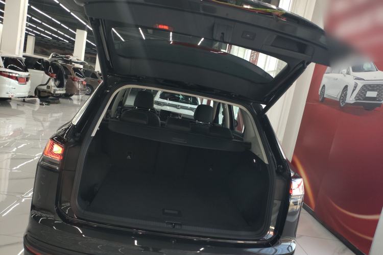 Used Volkswagen Tayron 2023 280TSI Two-Wheel-Drive Luxury Plus Advanced Version