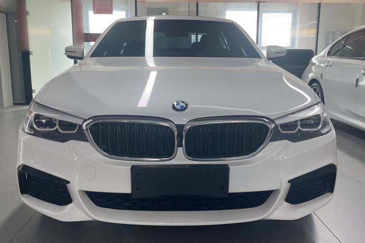 Used BMW 5 Series 2019 Restyled 525Li M Sport Package Exterior 1