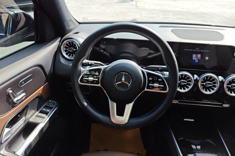 Used Mercedes-Benz GLB 2023 GLB 220 Fashion Model
